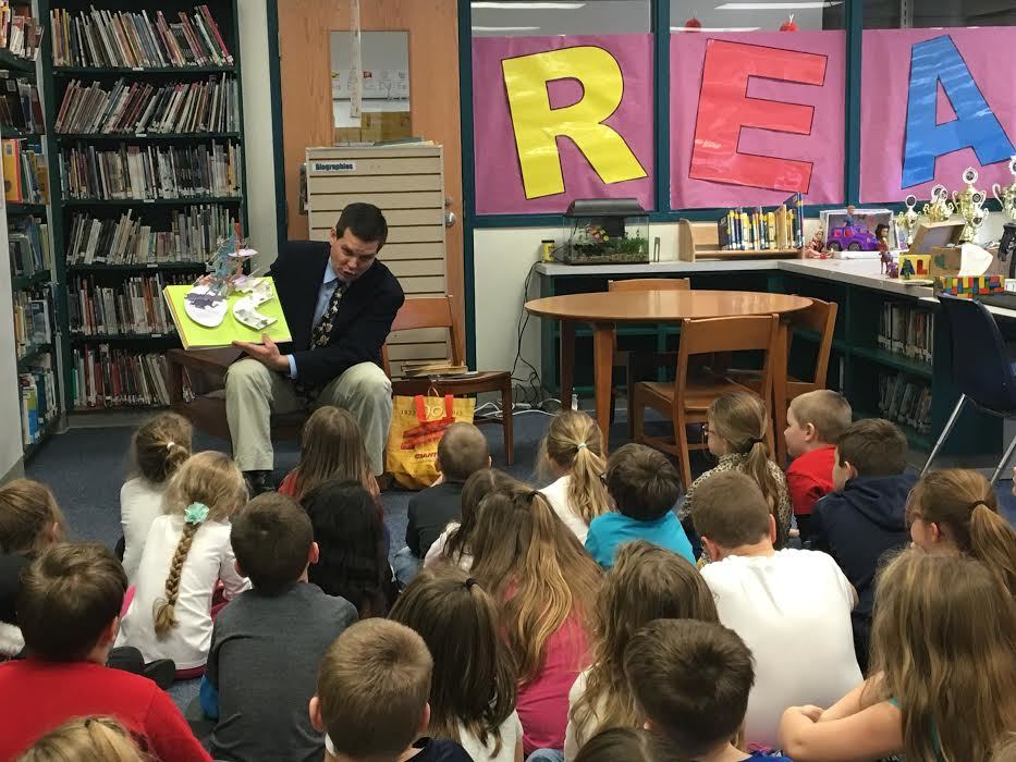 Jay Paterno visits Howard Elementary for Read Across America week