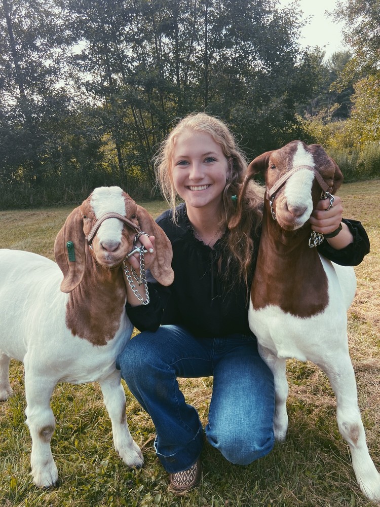 Students Preparing for the 2021 Centre County Grange Fair